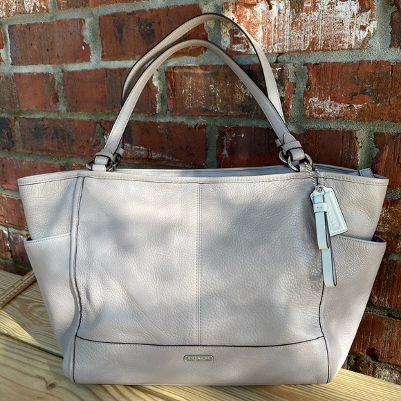 Coach Handbags - Coach Pebbled Leather Tote